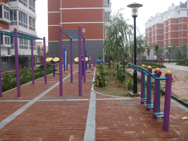泰安市六中篮球场 